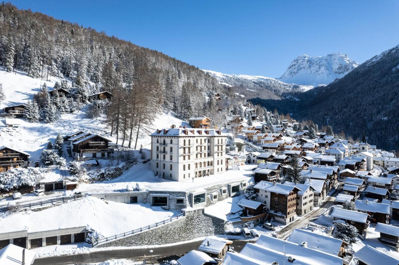 Grand Hotel Du Cervin - Auberge De Jeunesse Et Spa Saint-Luc Eksteriør billede