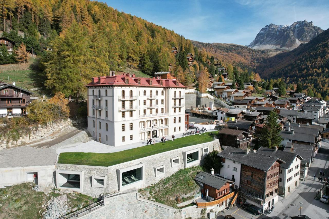 Grand Hotel Du Cervin - Auberge De Jeunesse Et Spa Saint-Luc Eksteriør billede