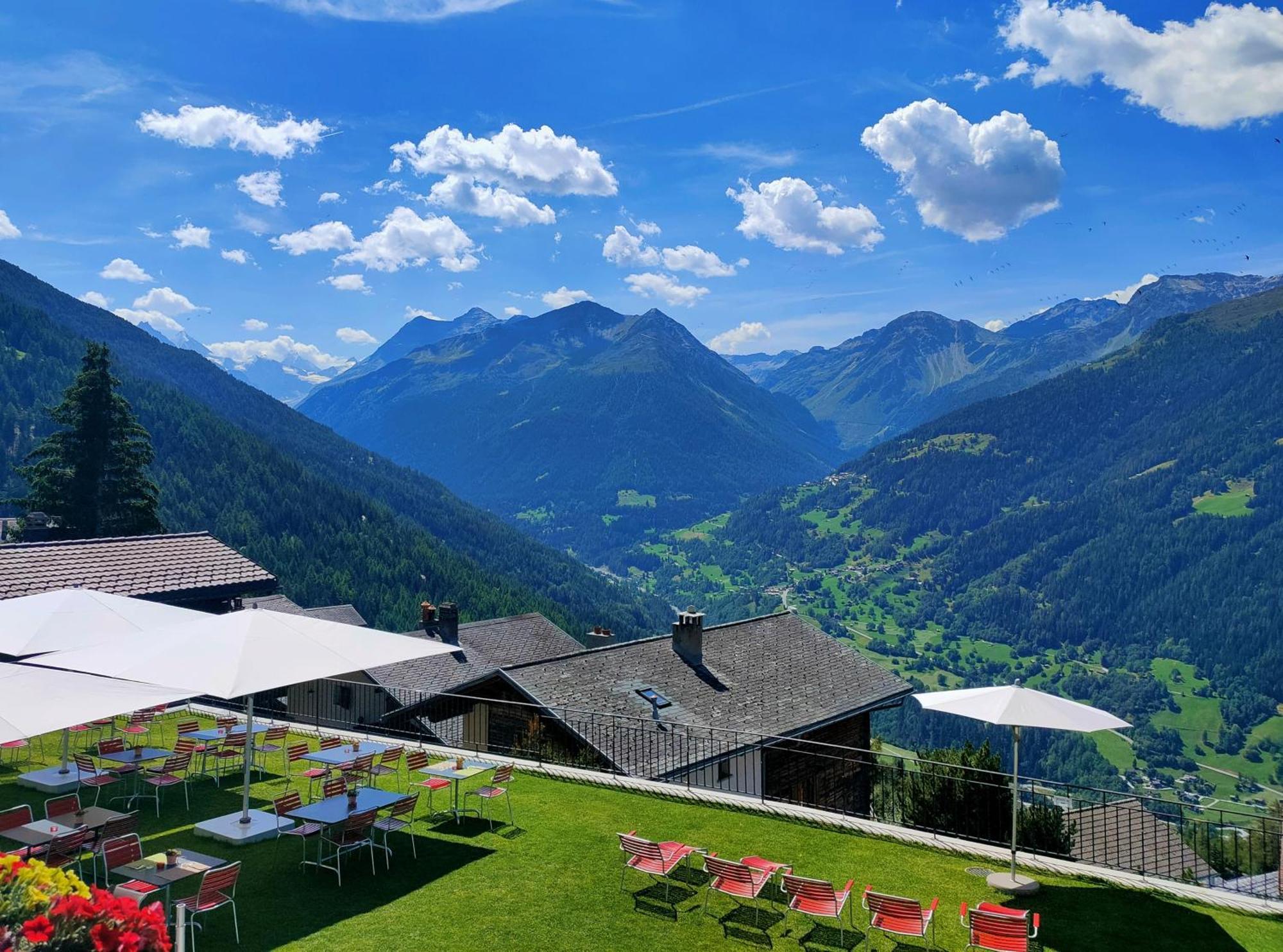 Grand Hotel Du Cervin - Auberge De Jeunesse Et Spa Saint-Luc Eksteriør billede